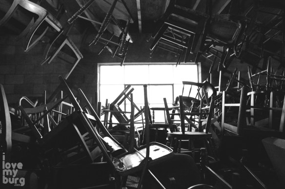 Hess Furniture chairs