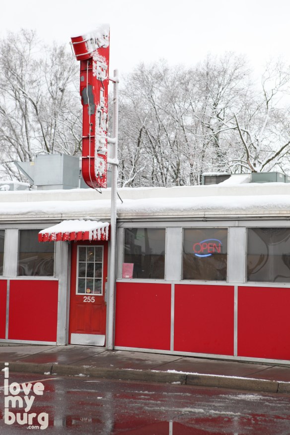 L&S diner front