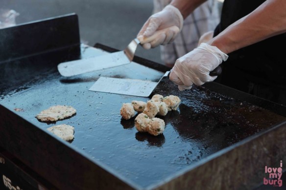 rocktown wine and dine crab cakes 1