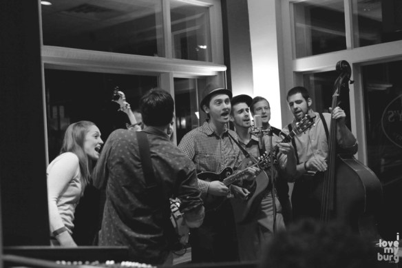 the walking roots band BW3