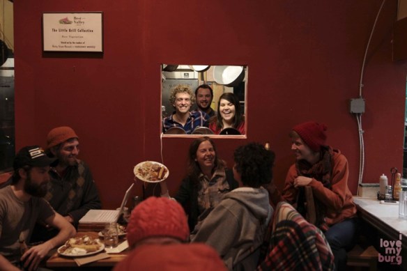 little grill little window2